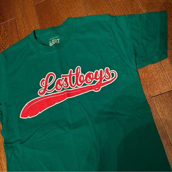 Disney Tops - Disney Peter Pan tee